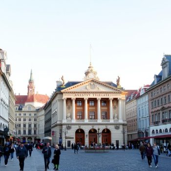 Nestroyplatz